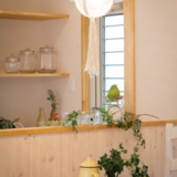 神奈川県中郡|塗り壁に木の温もりあふれる家。施工例023