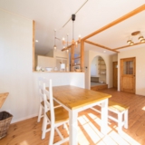 三島市徳倉｜ナチュラルでラスティックな家。施工例07