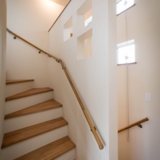 沼津市松沢町|高台にあるオークフロアと漆喰の家。施工例10