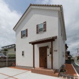 沼津市原｜ 手作り感あふれる心温まるナチュラルハウス。施工例01