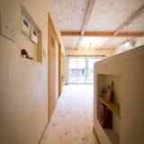 函南町｜自然素材の味わいを楽しむ家。施工例